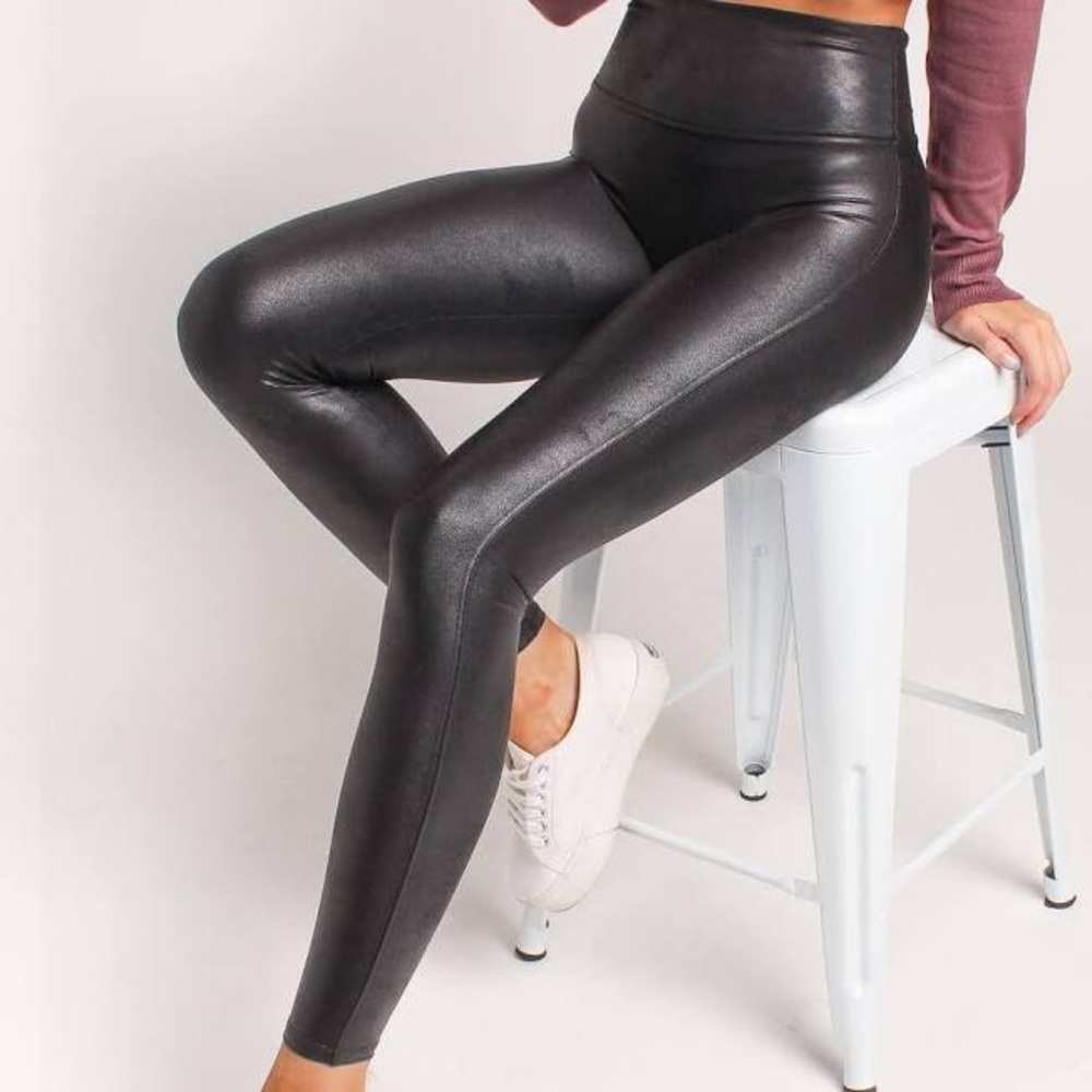 SPANX Faux Leather Black Leggings Women’s Size L